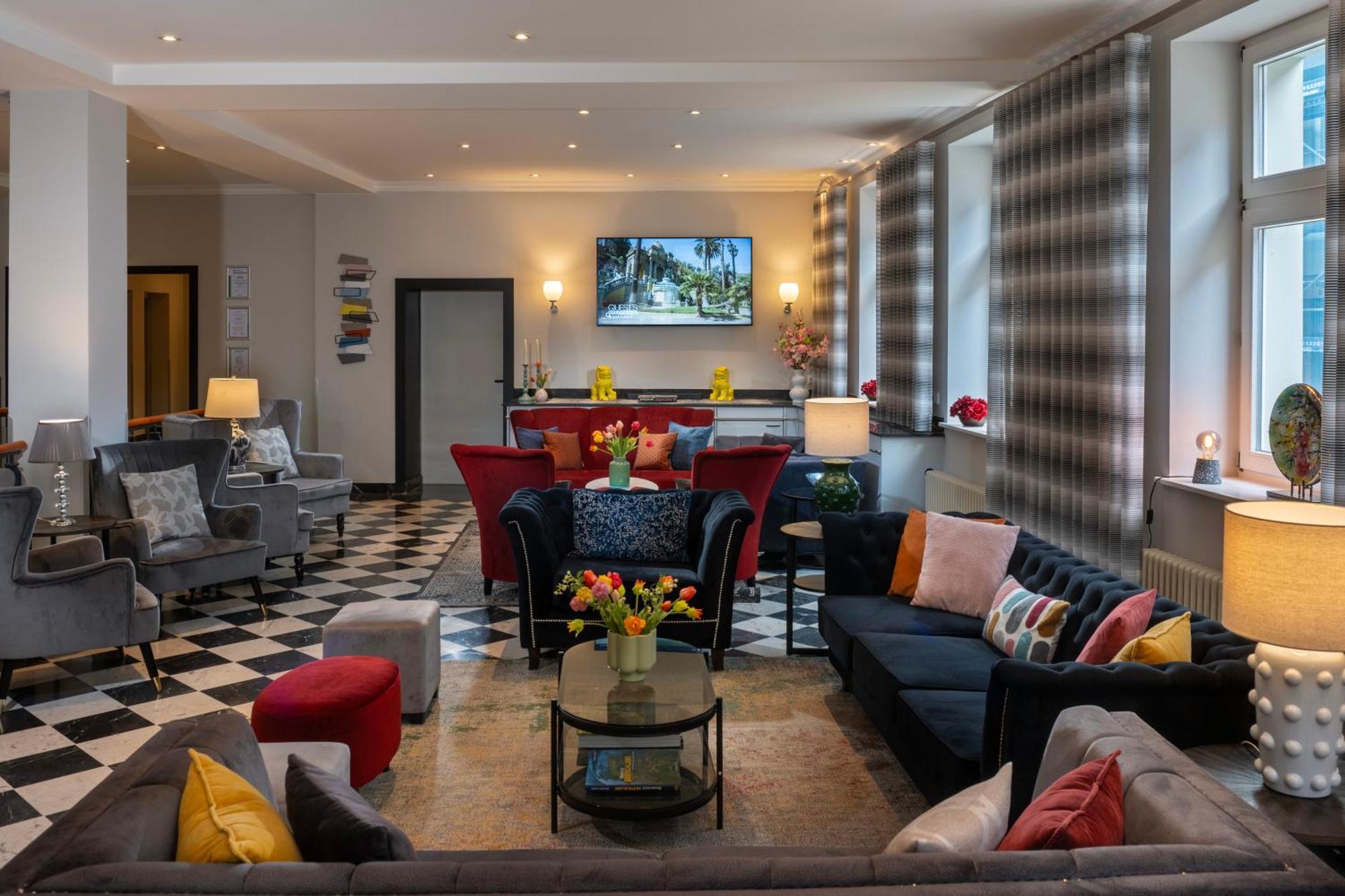 Sorat Hotel 콧부스 외부 사진