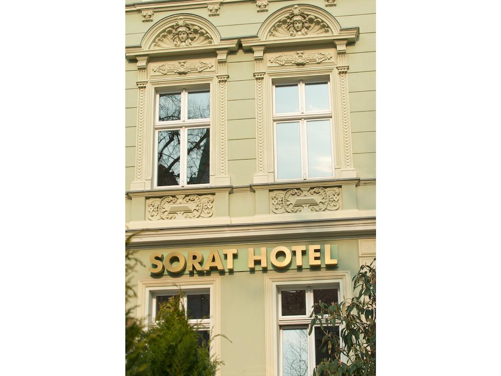 Sorat Hotel 콧부스 외부 사진